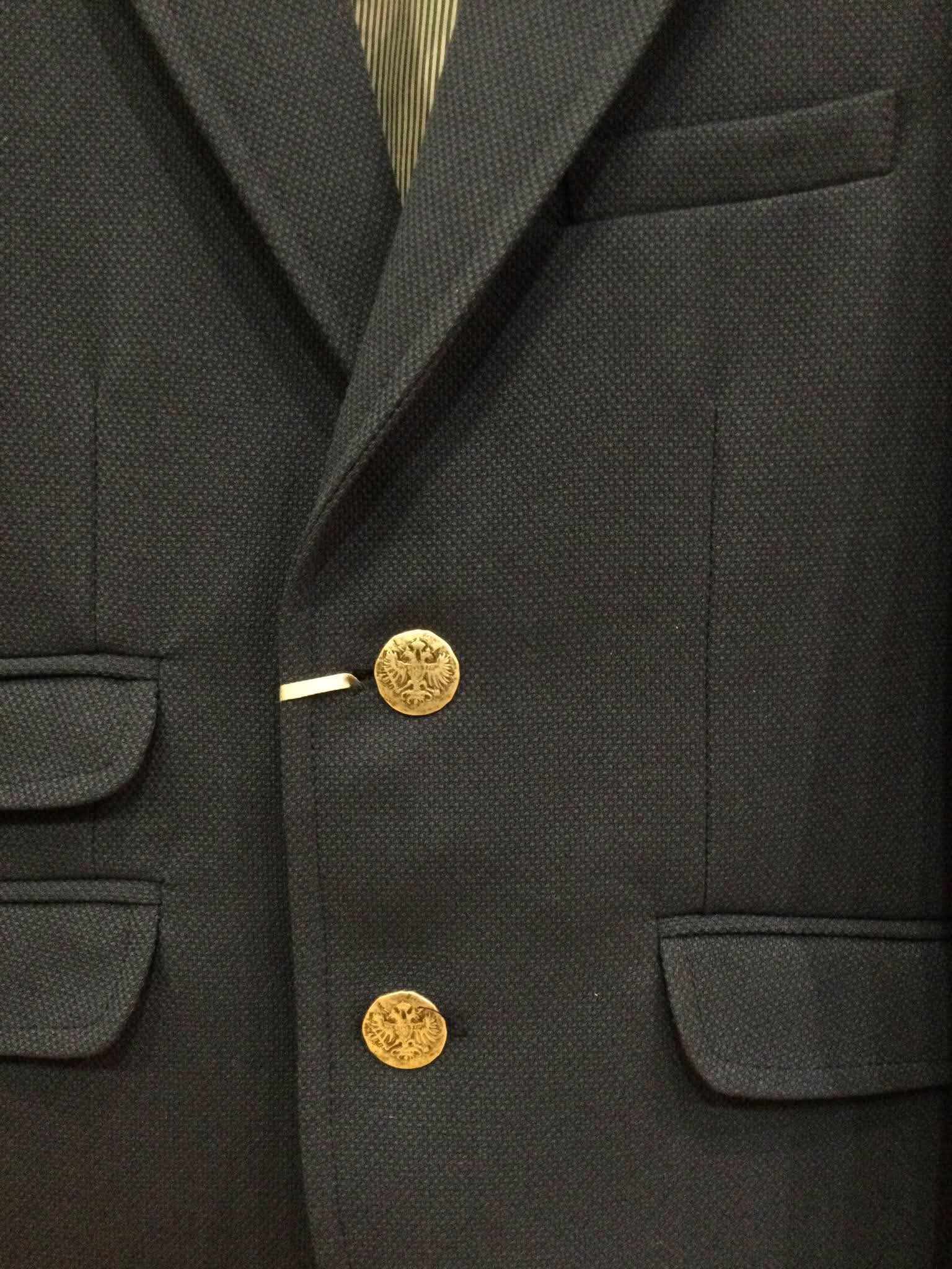 Americana Marino Con Botón Plata de Varones - Imagen 2